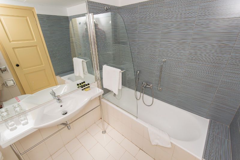 Golden Coast Hotel & Bungalows фото 6