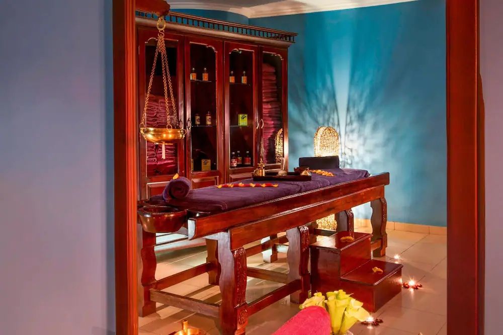 Le Meridien Al Aqah Beach Resort фото 22