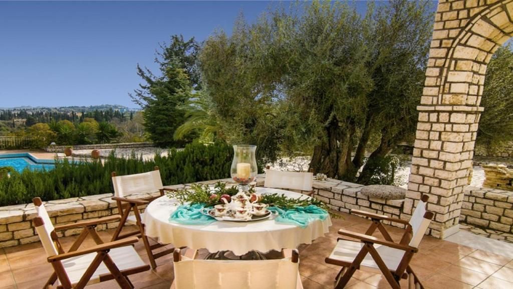 Corfu Luxury Villa Paloma фото 8