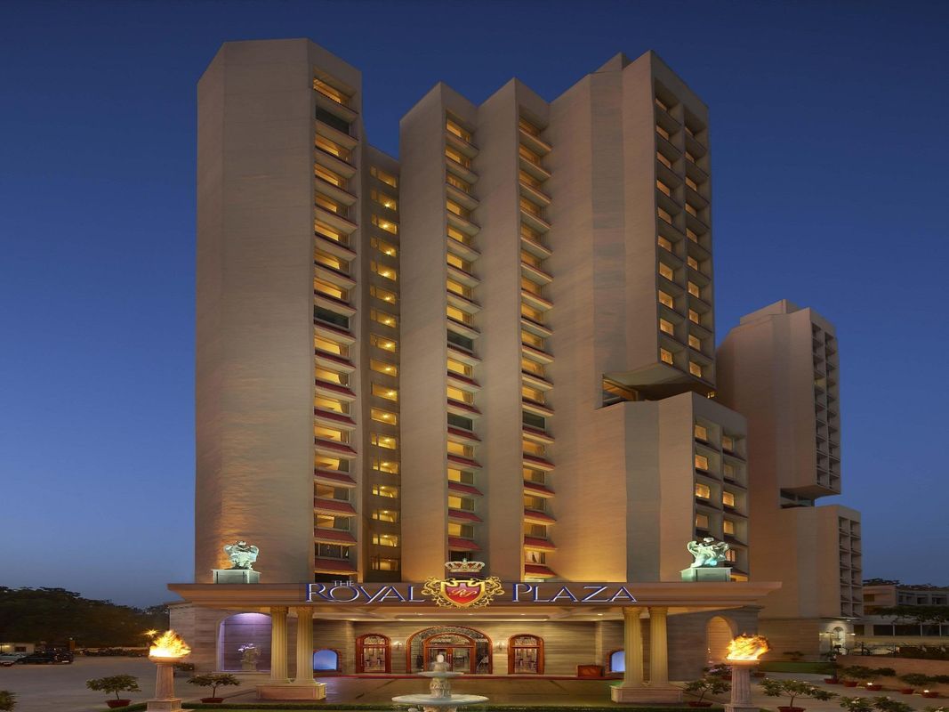 Hotel The Royal Plaza фото 26