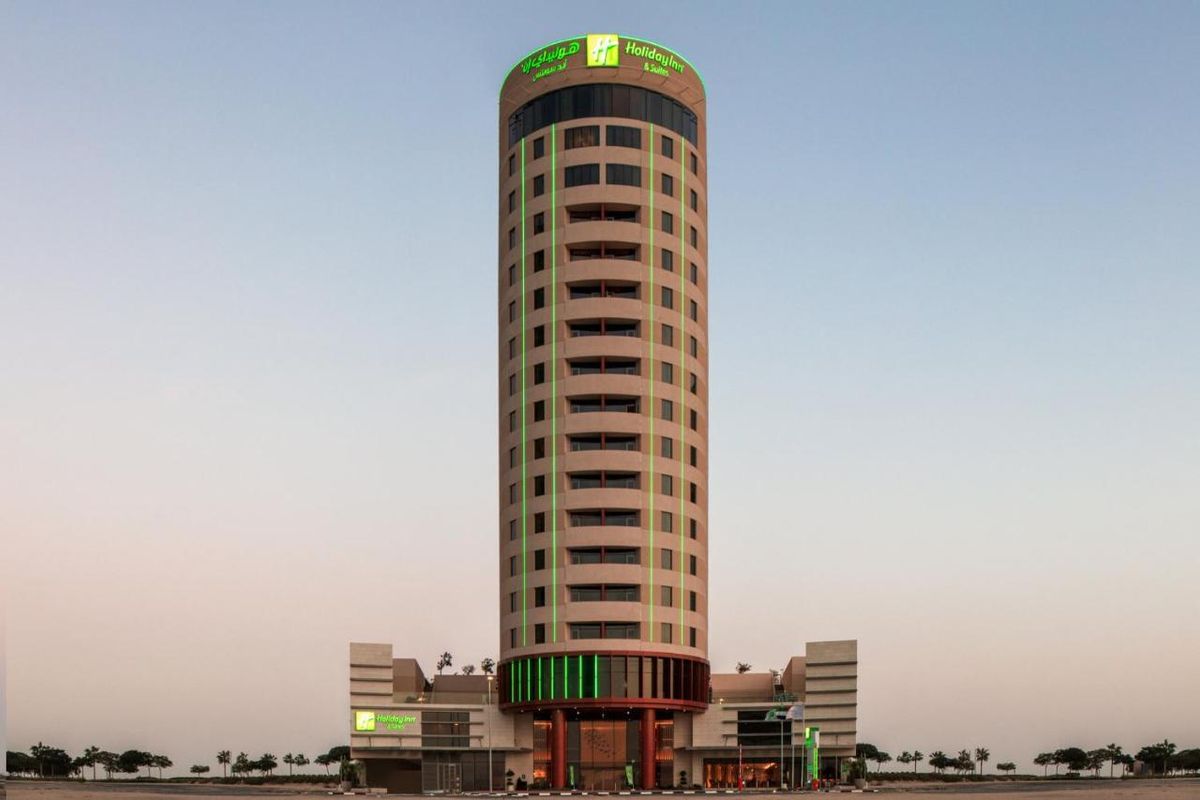 Holiday Inn & Suites Dubai Science Park фото 15