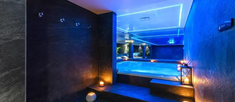 Фото отеля Ajax Hotel