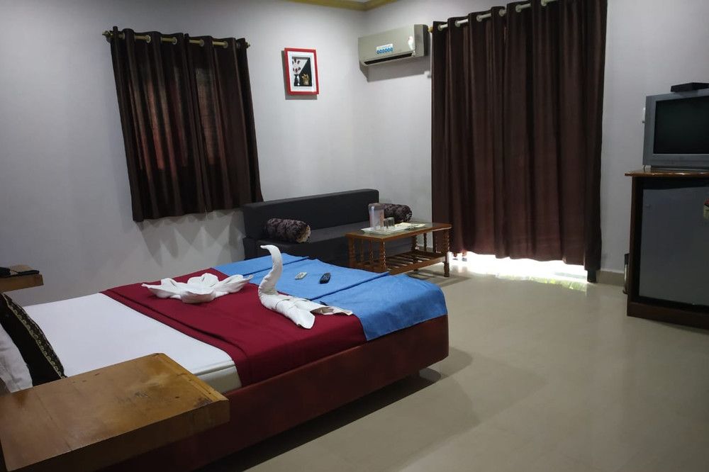 Krish Holiday Inn фото 11