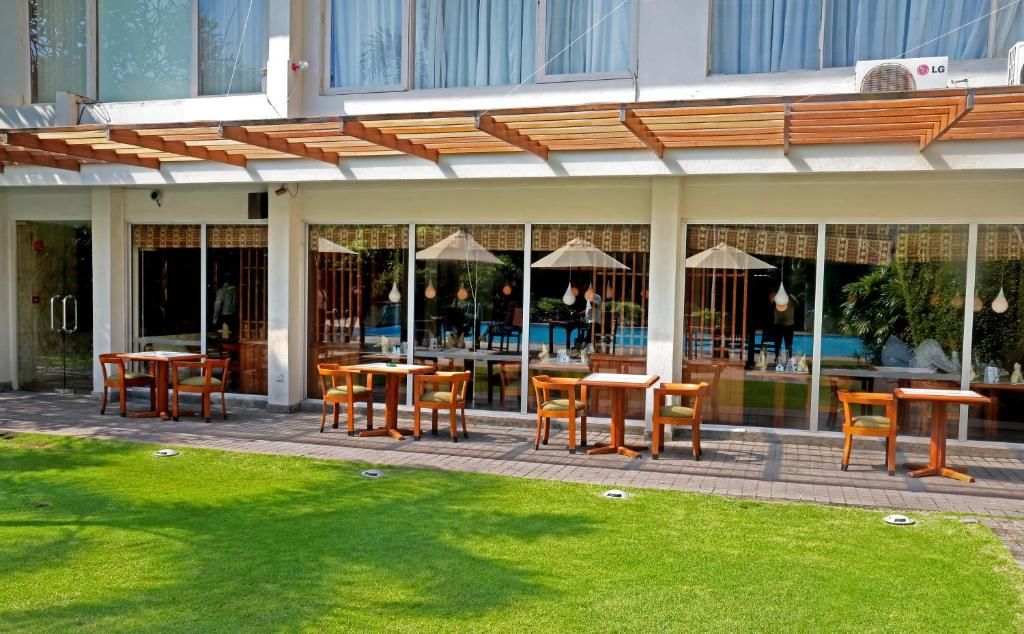 Ramada Colombo фото 71