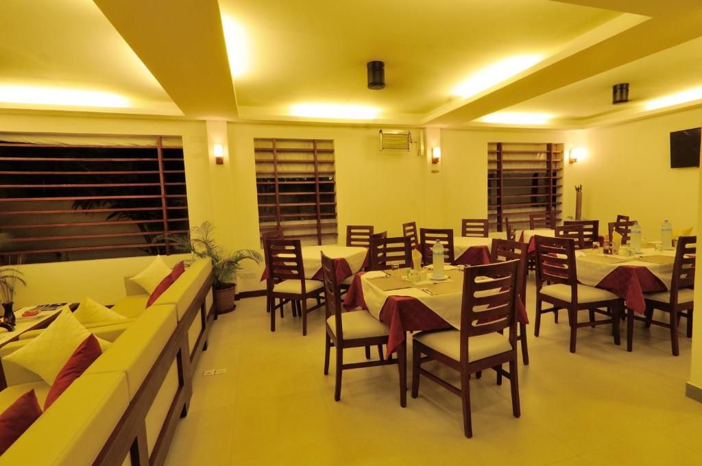 Ariston Dhangethi Inn фото 10