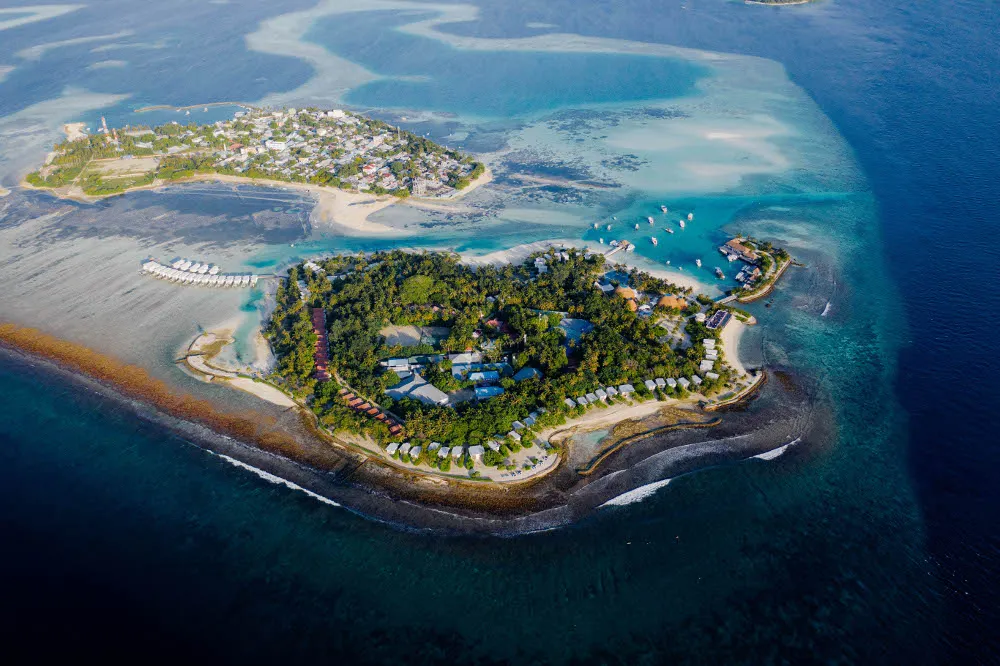 Holiday Inn Resort Kandooma Maldives фото 35