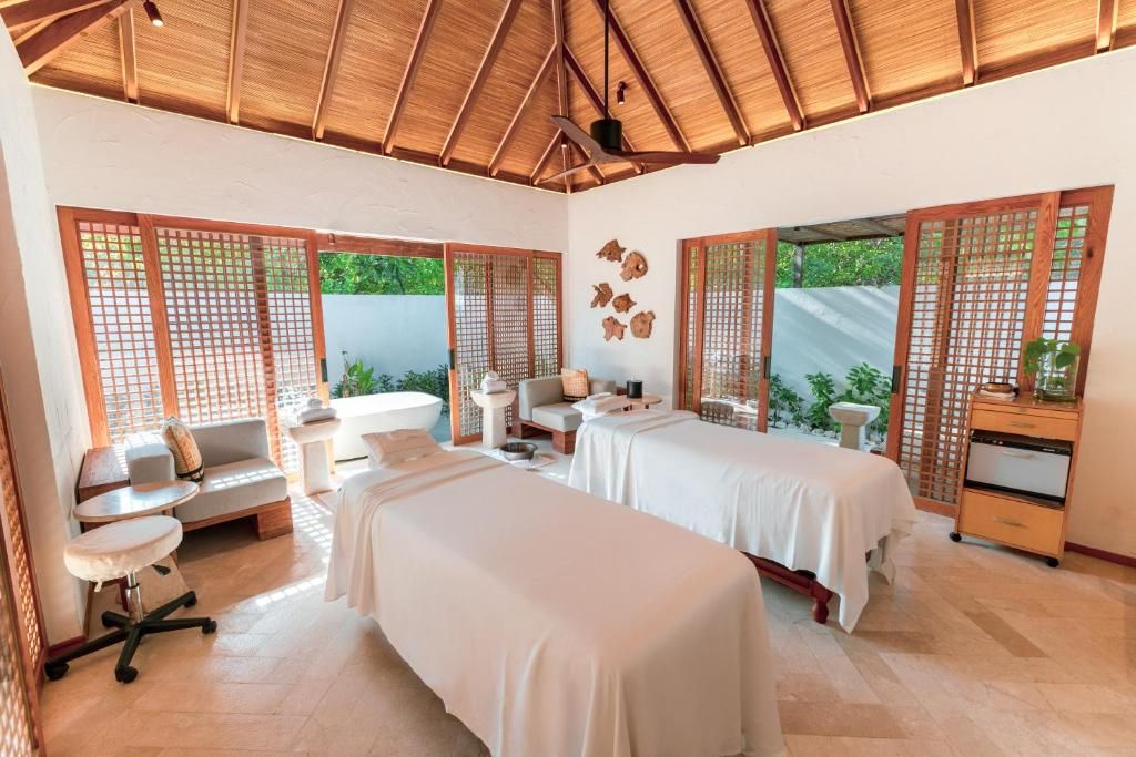 Sirru Fen Fushi - Private Lagoon Resort фото 25