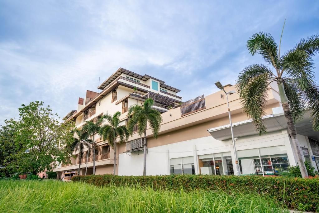 Ratana Hotel Chalong фото 62