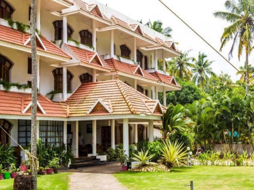 The Sanctim Spring Beach Resort фото 9