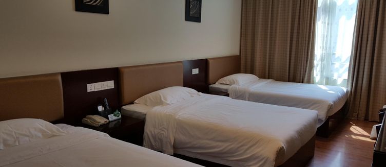Фото отеля Guangdong Baiyun City Hotel
