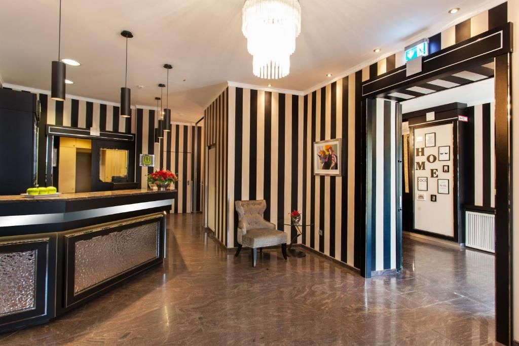 Favored Hotel Domicil фото 31