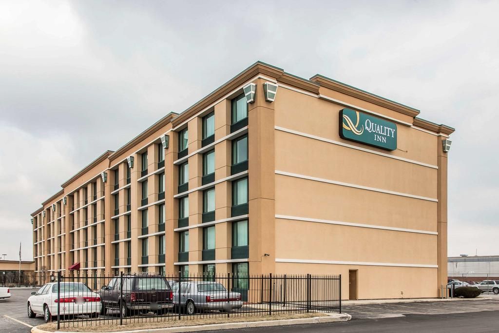 Quality Inn Midway Airport фото 20