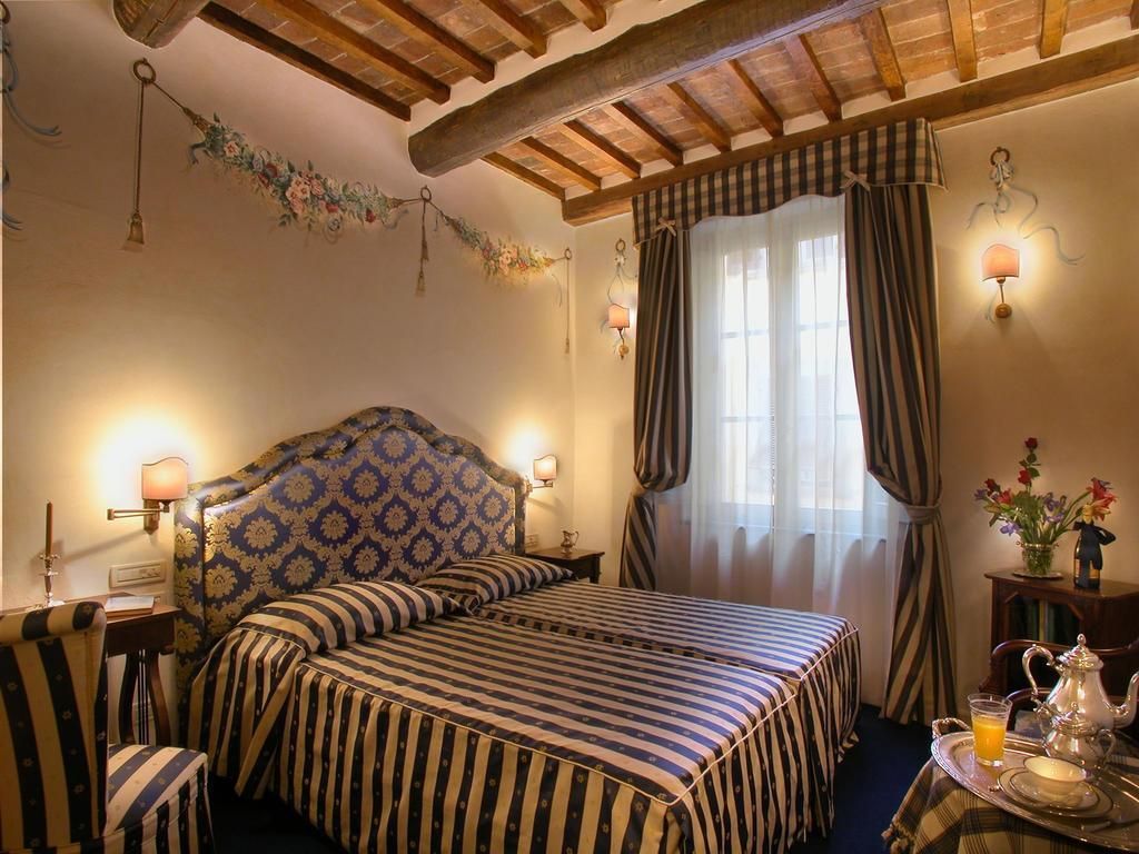 Hotel Relais Dell'Orologio фото 2