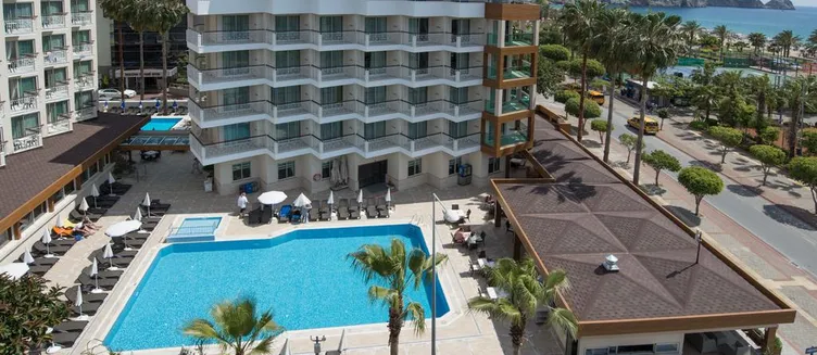 Фото отеля Riviera Hotel & Spa