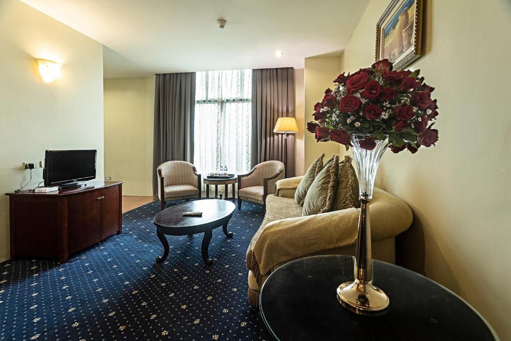 Sarrosa International Hotel and Residential Suites - Multiple Use Hotel фото 34
