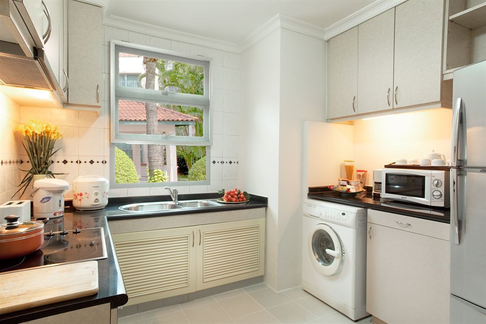 Diamond Westlake Suites фото 71