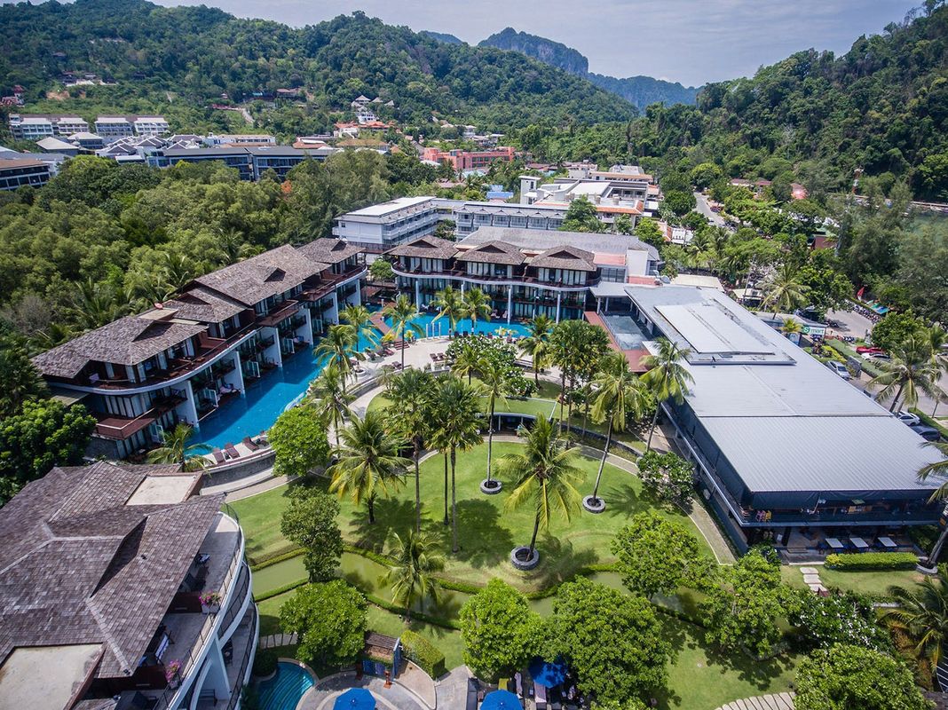 Holiday Ao Nang Beach Resort, Krabi фото 1