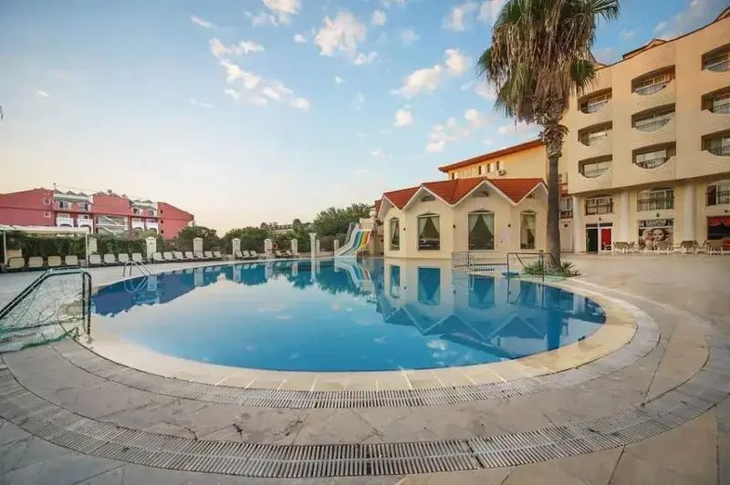 Larissa Inn фото 2