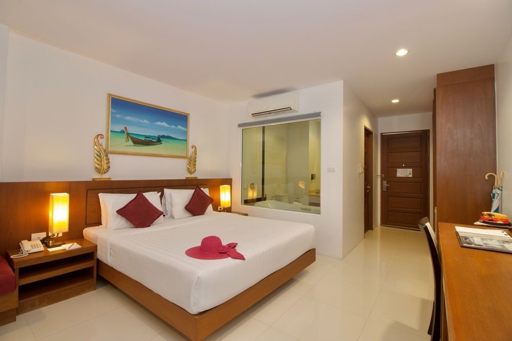 The View Rawada Phuket фото 47