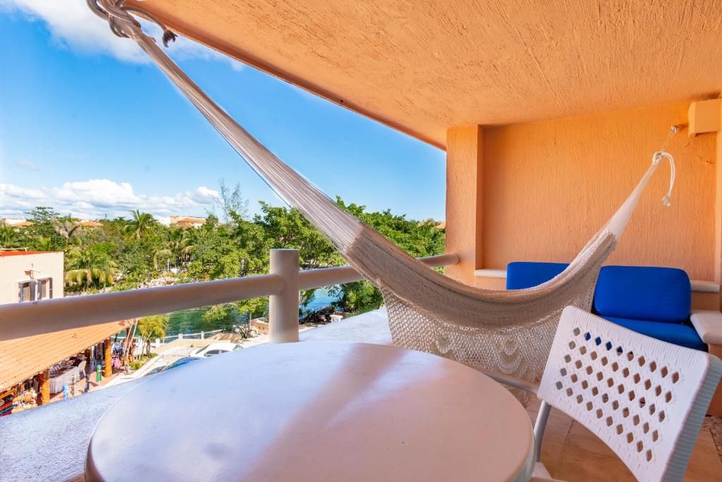 PA Beach Club & Hotel by GuruHotel фото 13