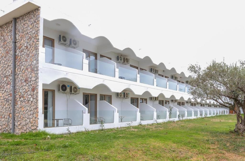 Hotel Loutanis фото 27