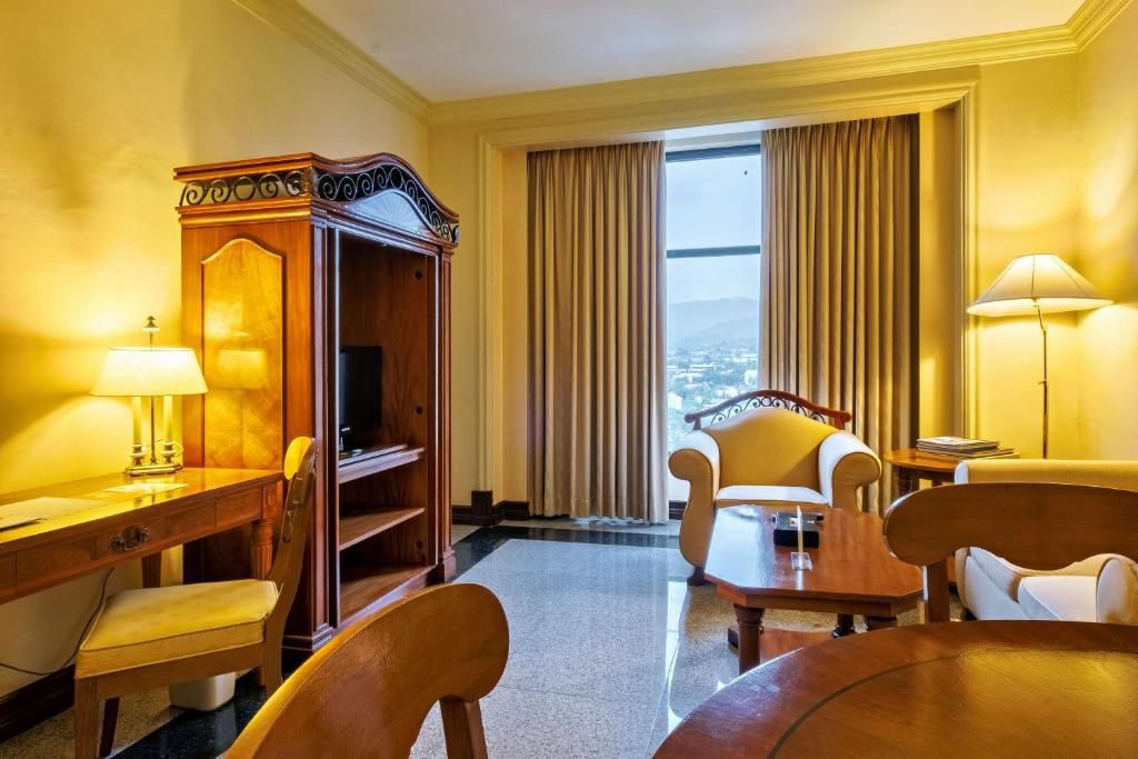 Waterfront Cebu City Hotel & Casino - Multiple Use Hotel фото 56