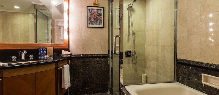 Фото отеля Ruishi Hotel Dalian