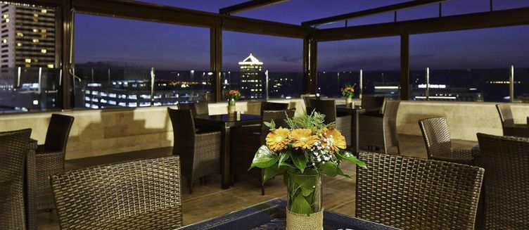 Фото отеля DoubleTree by Hilton Hotel Izmir - Alsancak