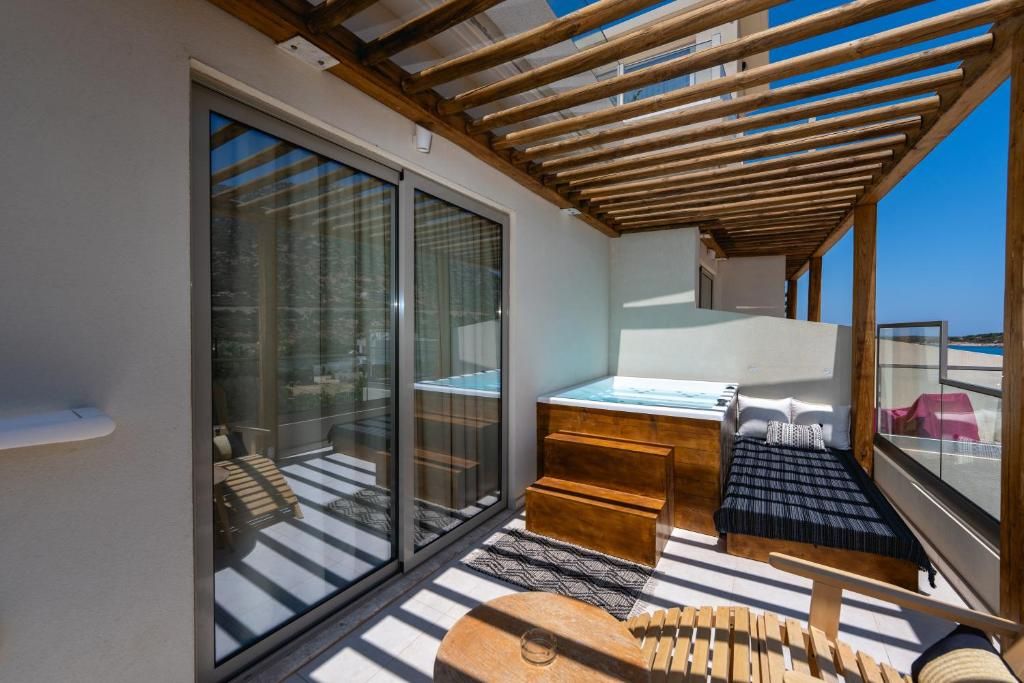 Nostos Beach Boutique Hotel фото 35