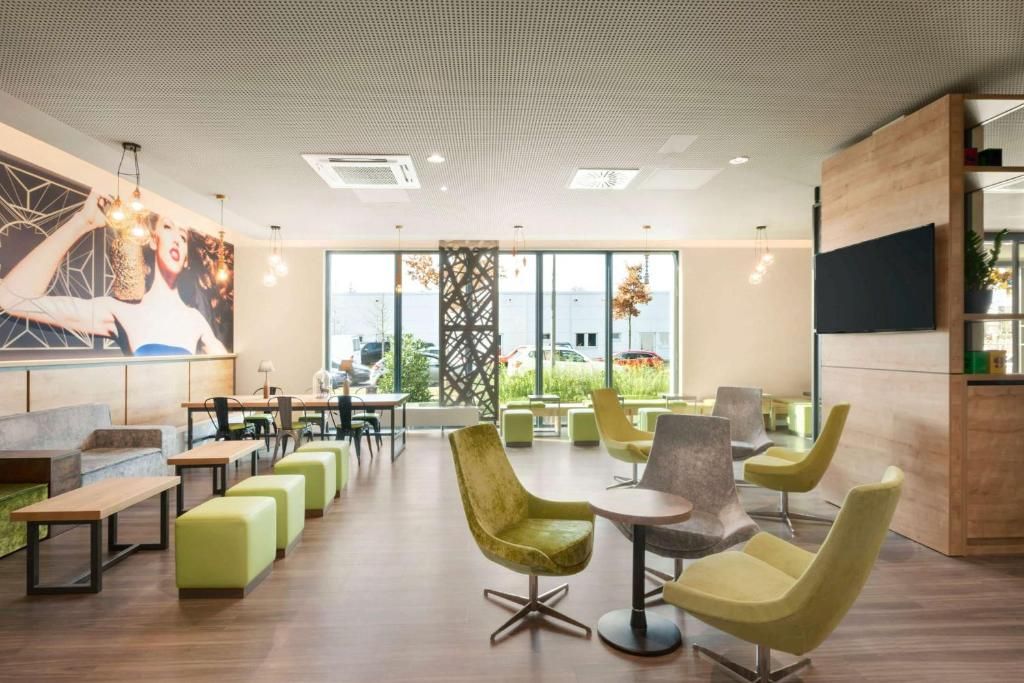 Super 8 by Wyndham Munich City North фото 6