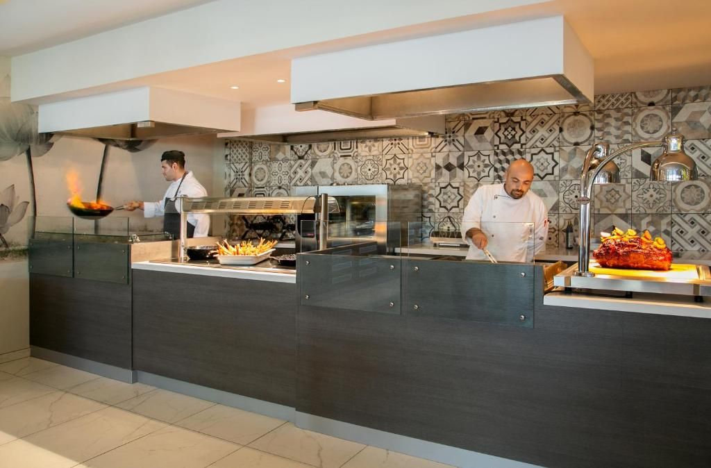Vangelis Hotel & Suites фото 44
