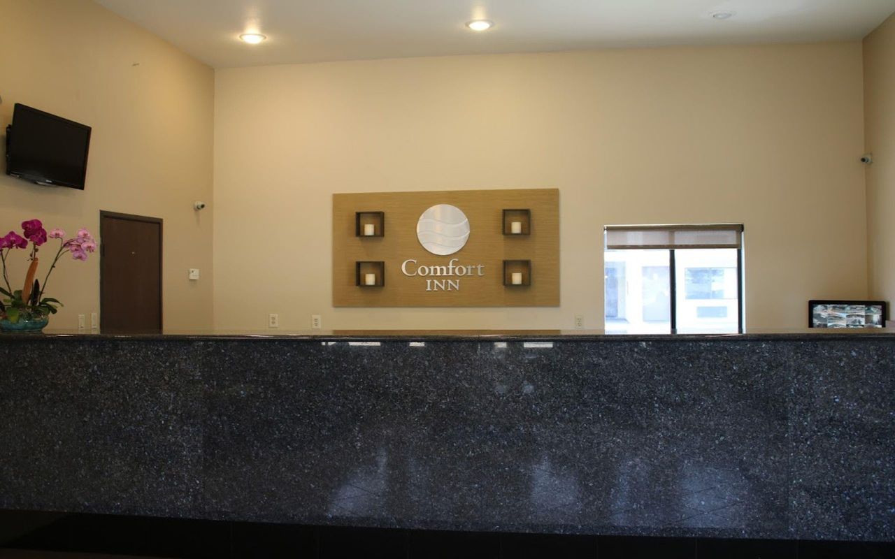 Comfort Inn Near Old Town Pasadena in Eagle Rock CA фото 21