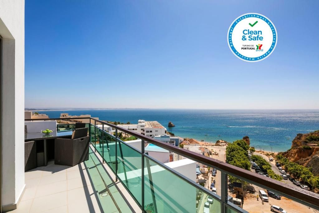 Villa Doris Suites фото 0
