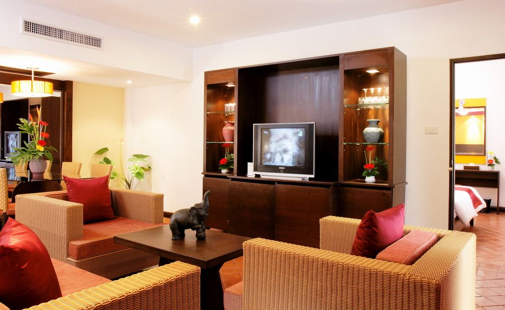 All Seasons Naiharn Phuket фото 68