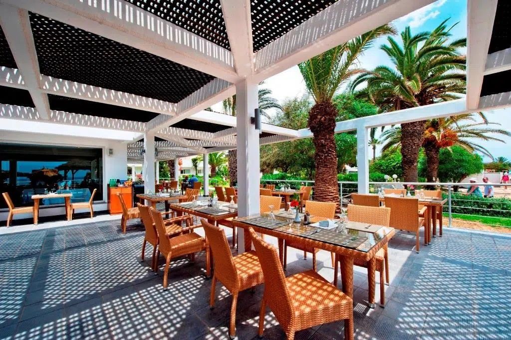 The Orangers Beach Resort and Bungalows фото 12
