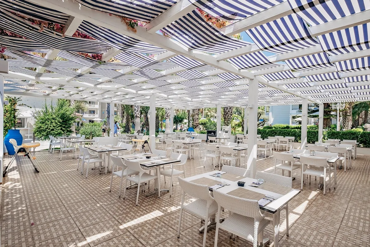 Utopia Resort & Residence фото 25