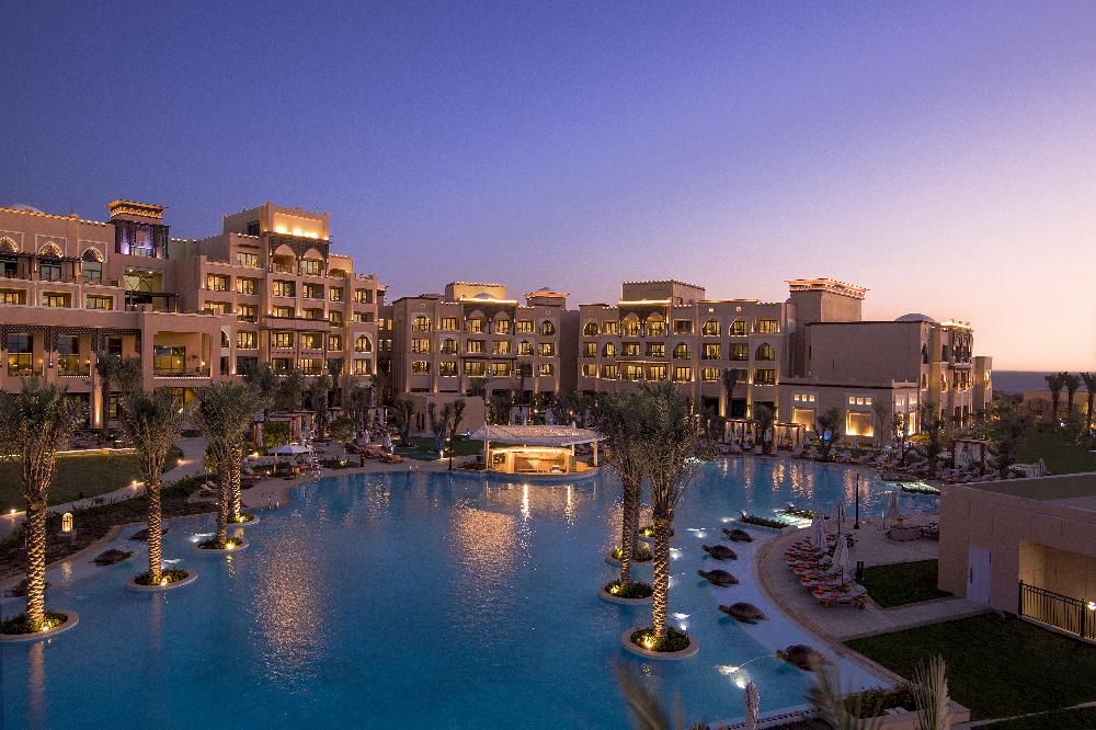 Saadiyat Rotana Resort and Villas фото 40