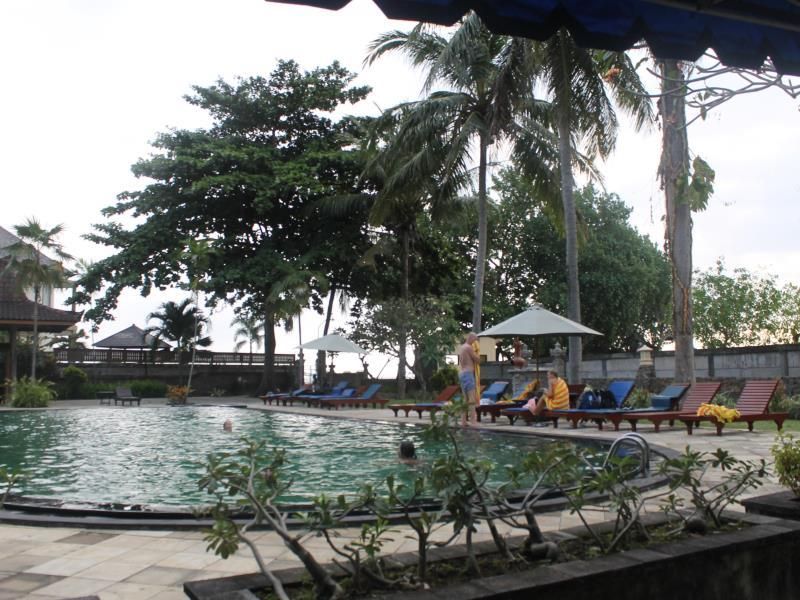 Puri Saron Hotel Senggigi фото 17