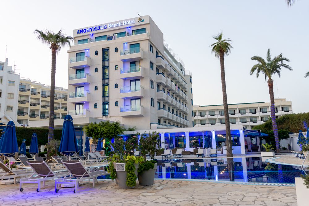 Anonymous Beach Hotel фото 3