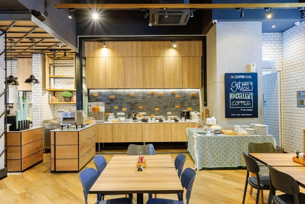 Days Inn by Wyndham Patong Beach Phuket фото 31