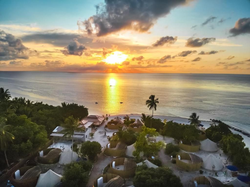 Guest House «The Maverick Surf & Dive Lodge Guest House» фото 44