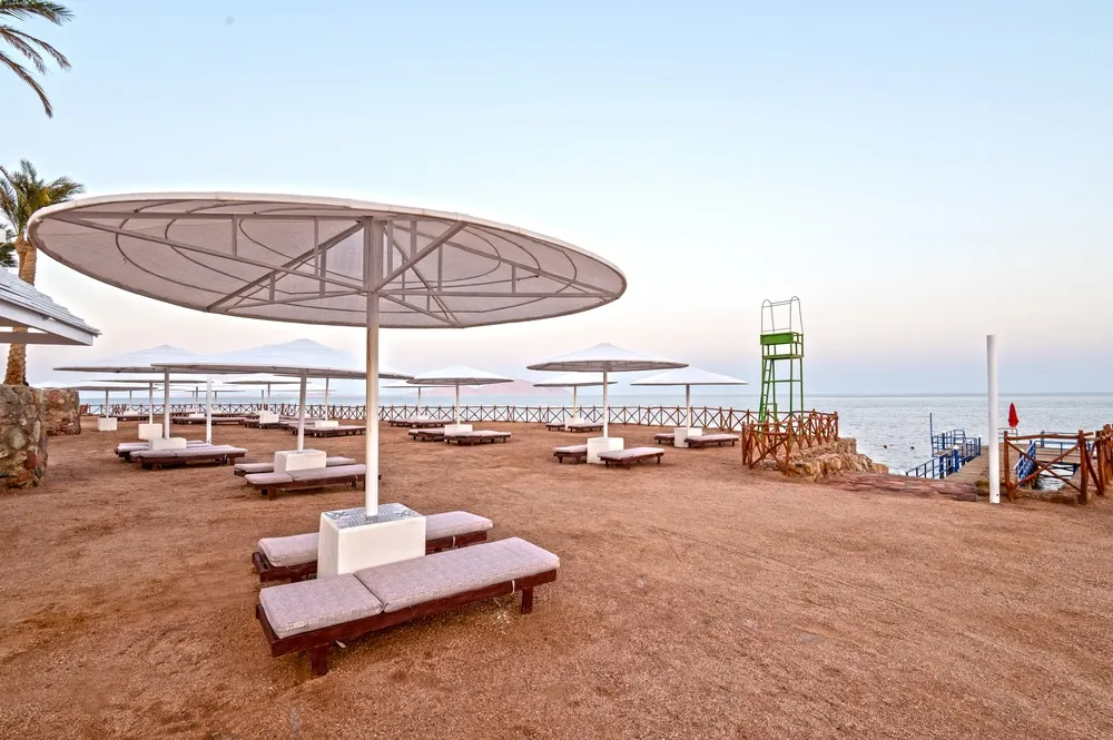 Invidia Coral Beach Tiran фото 9