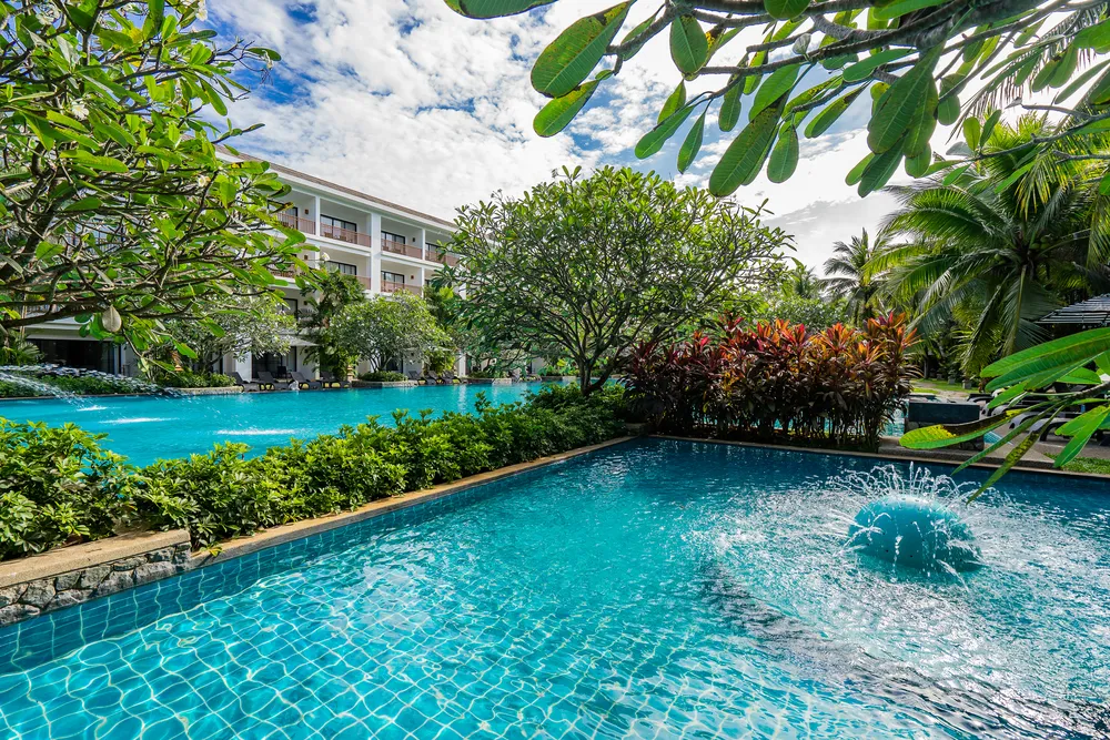 Naithonburi Beach Resort фото 27