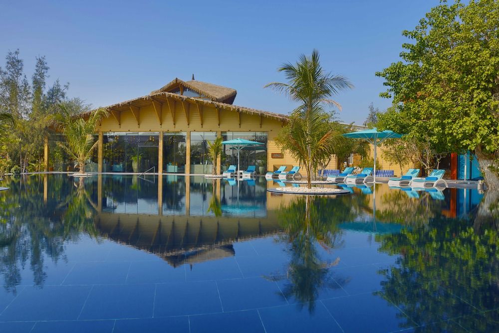 Anantara World Islands Dubai Resort фото 37