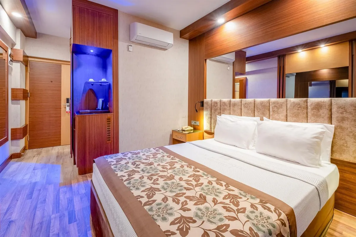 Fame Beach Hotel фото 3