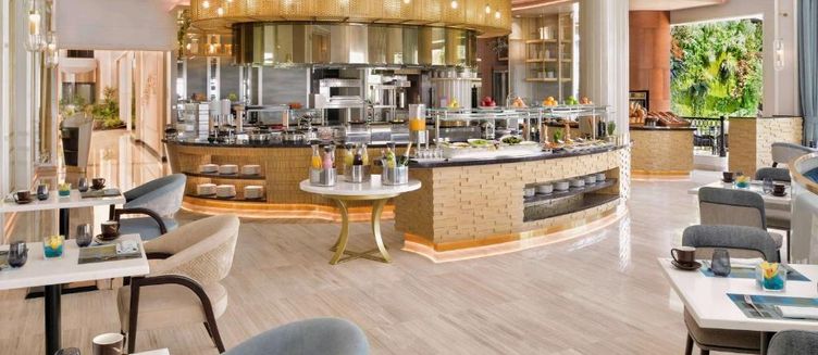 Фото отеля Movenpick Hotel Bahrain