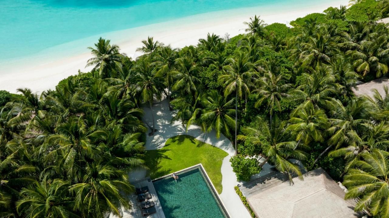 Intercontinental Maldives Maamunagau Resort фото 6