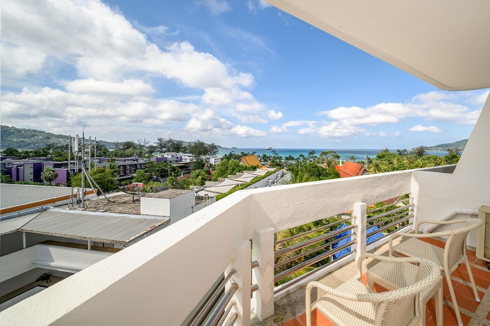 Andaman Beach Suites Hotel фото 108