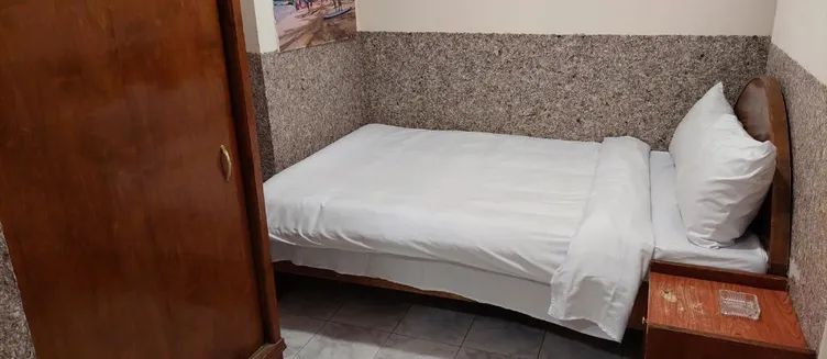Фото отеля Canary Hotel
