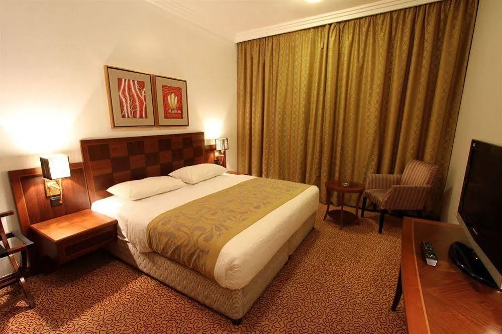 Golden 5 Topaz Suites Hotel фото 2